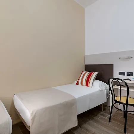 Maria Serena 3* רימיני