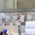 Maria Serena 3*