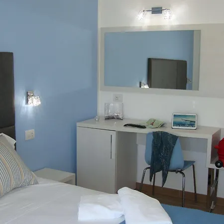 Maria Serena Hotel 3*