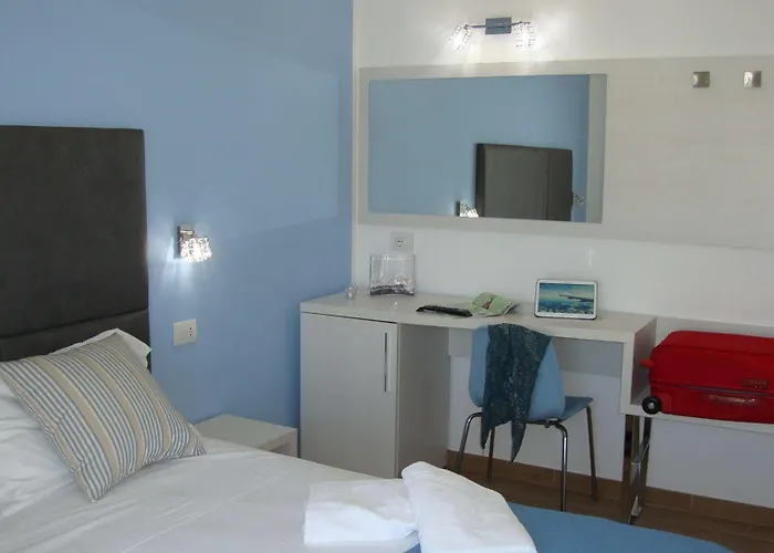 Maria Serena Hotel 3*