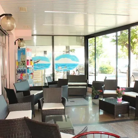 玛丽亚塞雷纳酒店